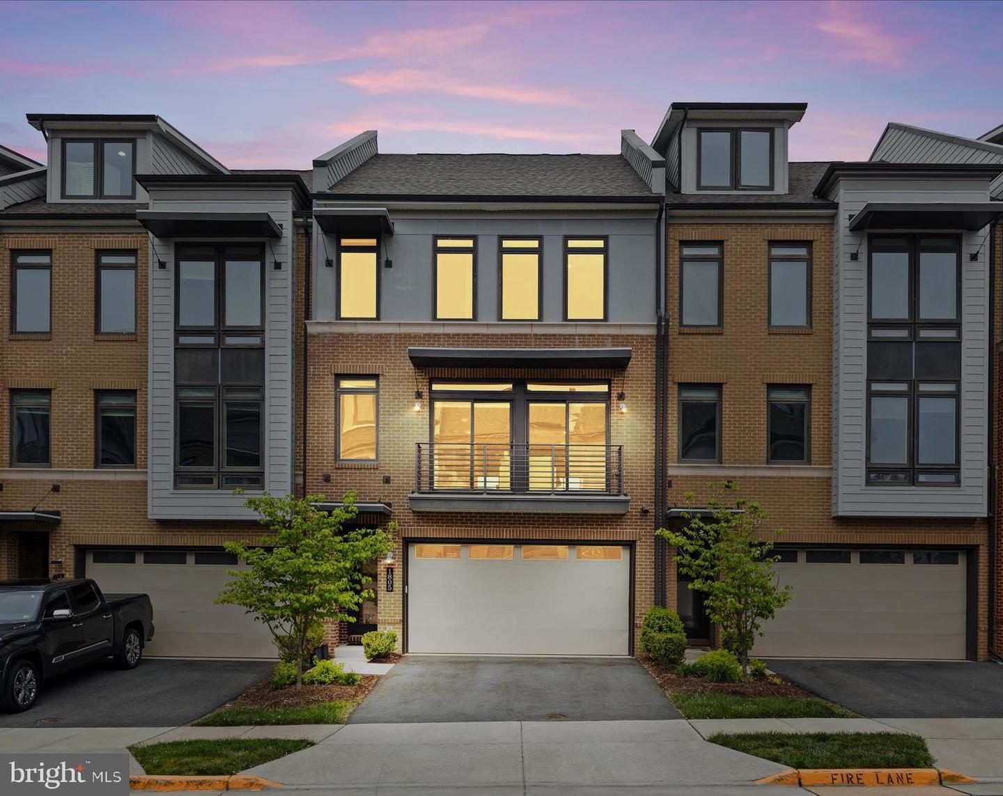 1805 Yellow Garnet Terrace SE, Leesburg