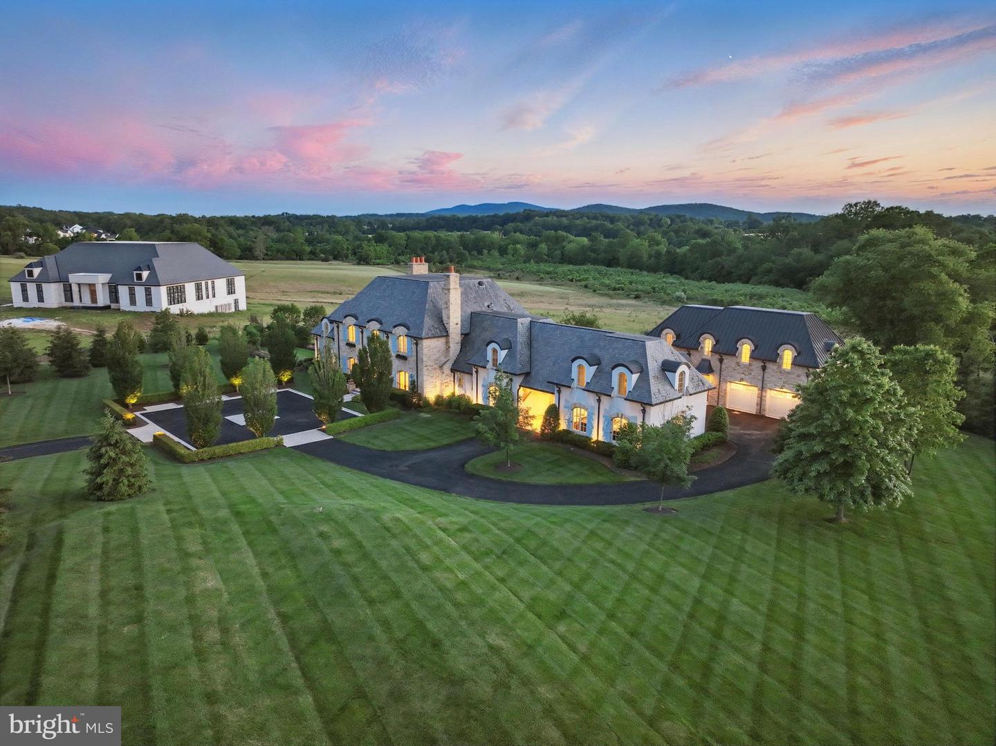 22805 Creighton Farms Drive
