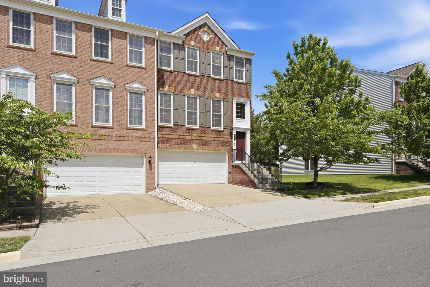 42695 Wilmar Square, Broadlands