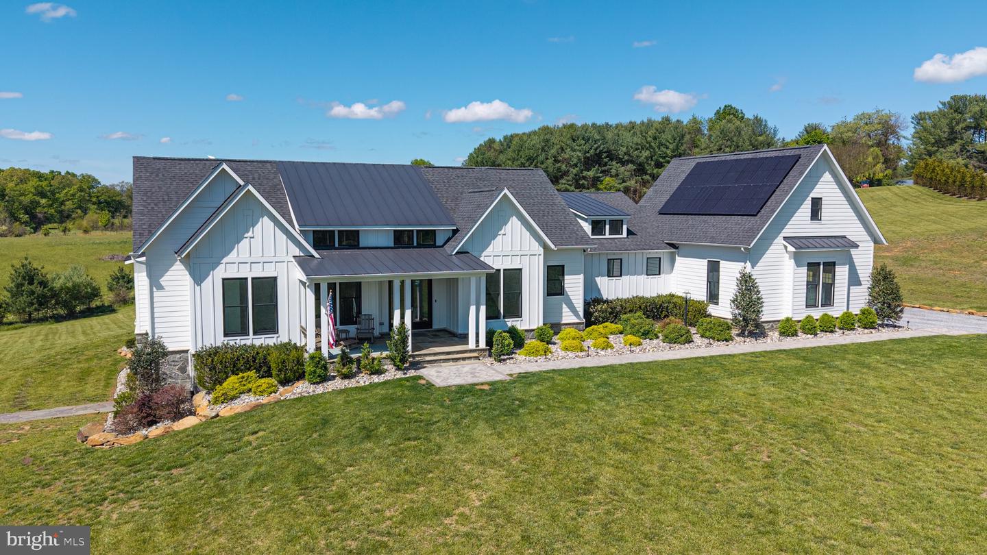 35399 Hillock Lane, Round Hill