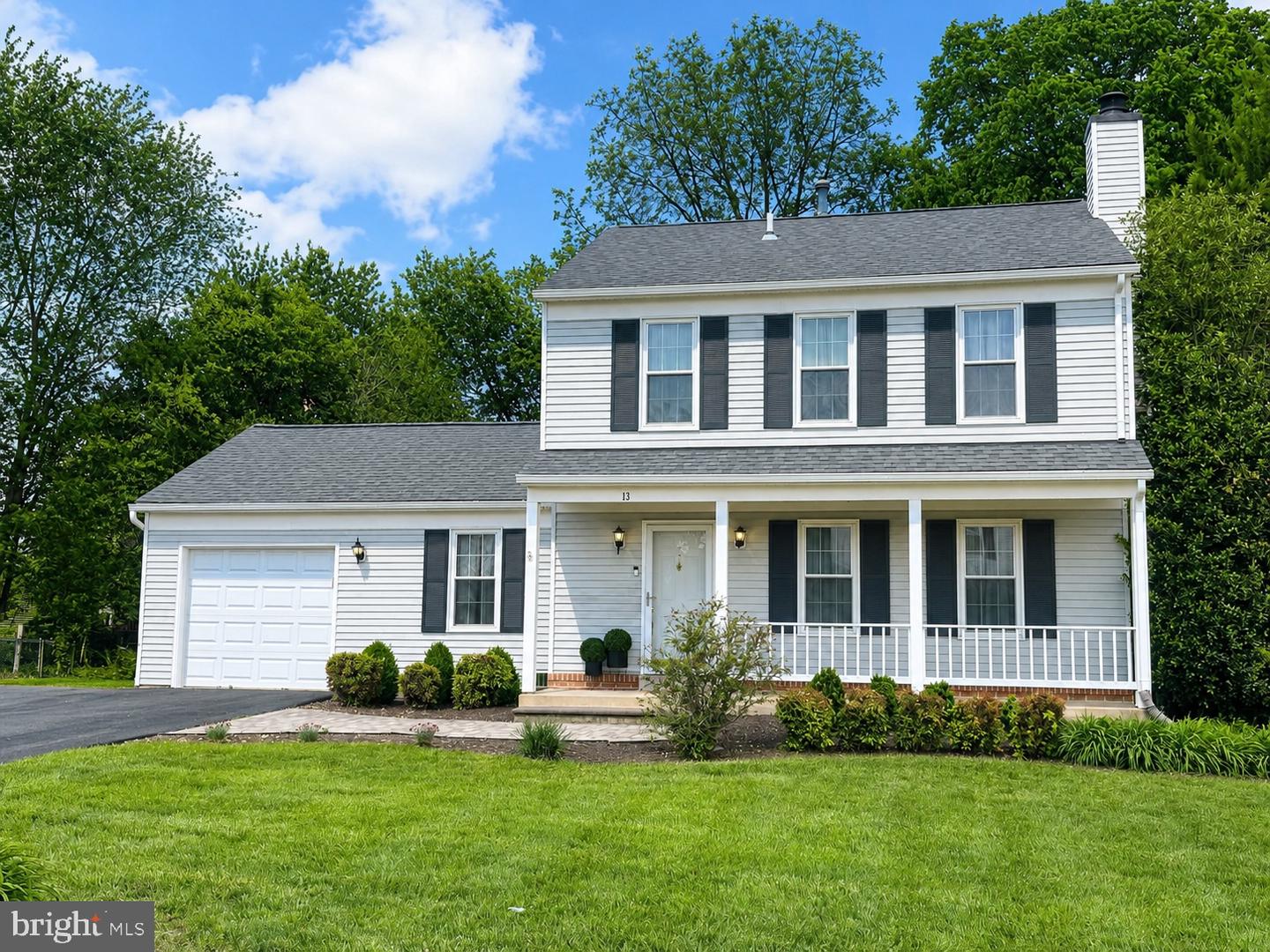 13 Red Wing Court, Sterling