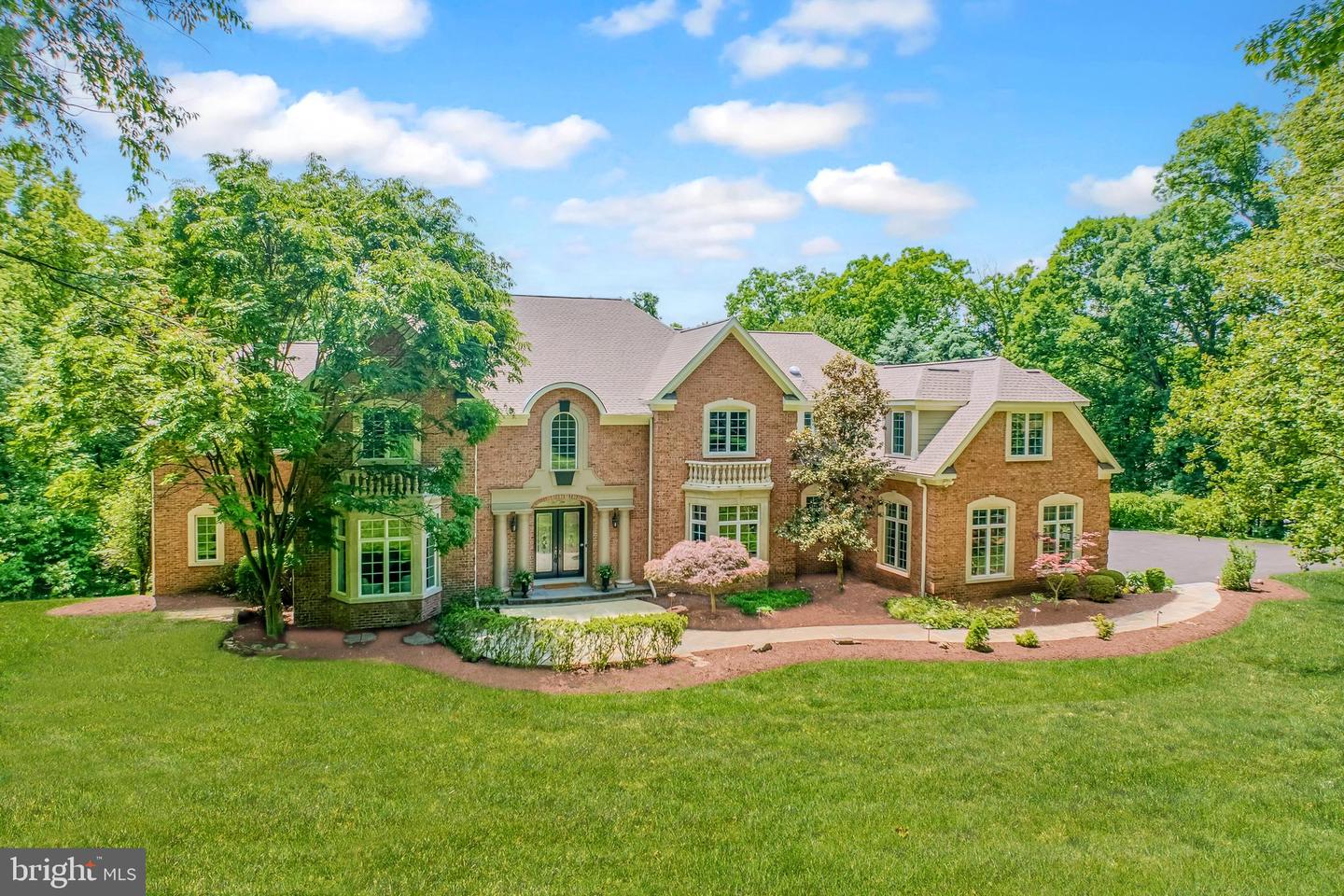 40321 Beacon Hill Drive, Leesburg