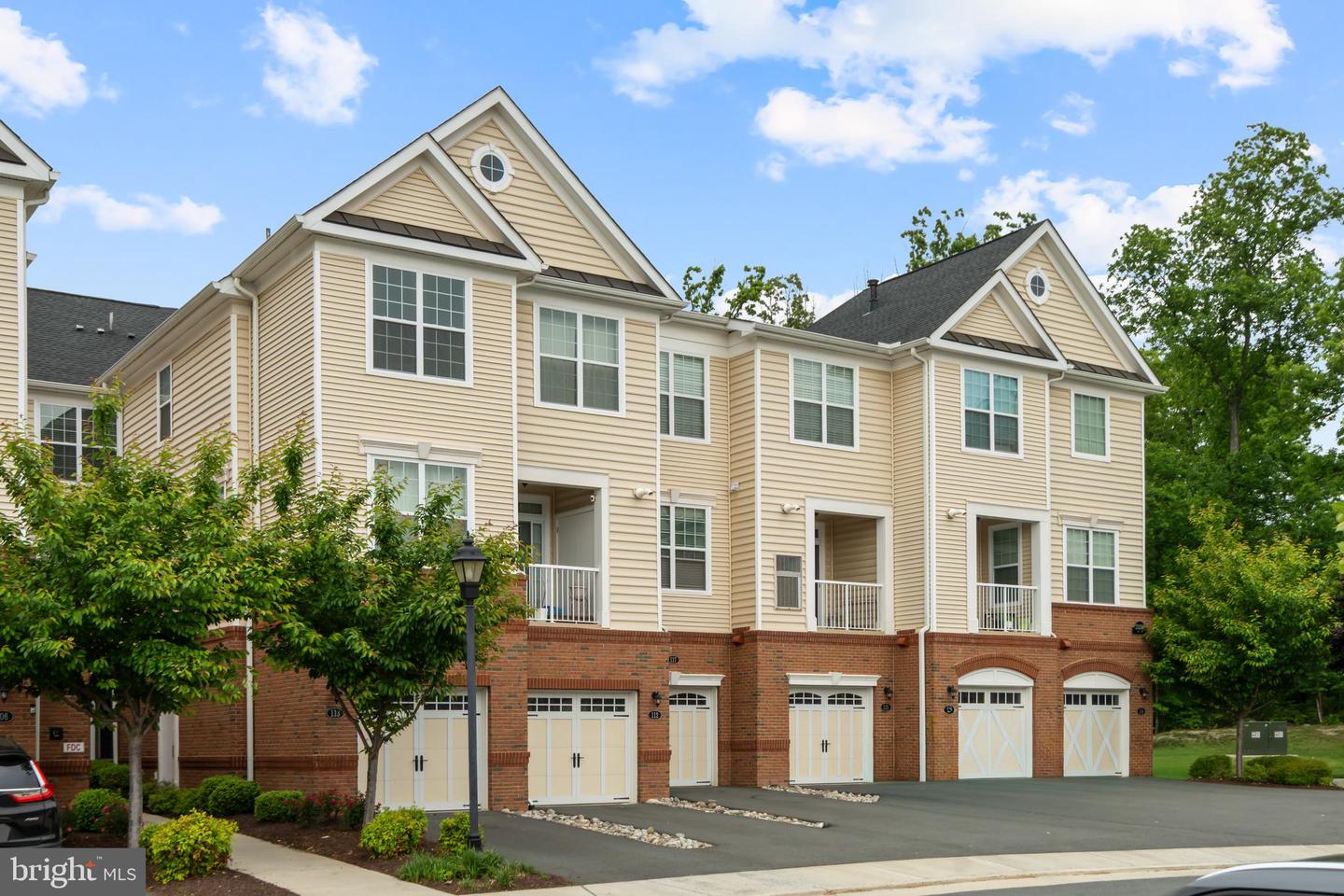 23255 Milltown Knoll Sq # 111