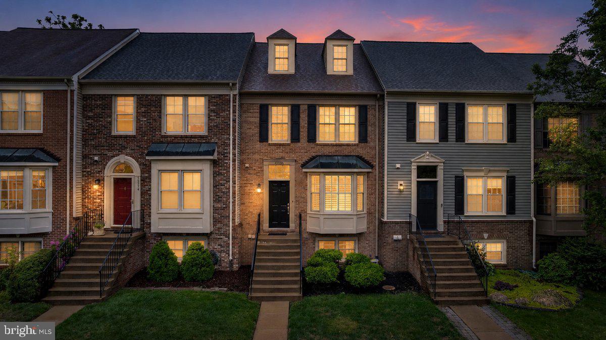 43576 Blacksmith Square, Ashburn