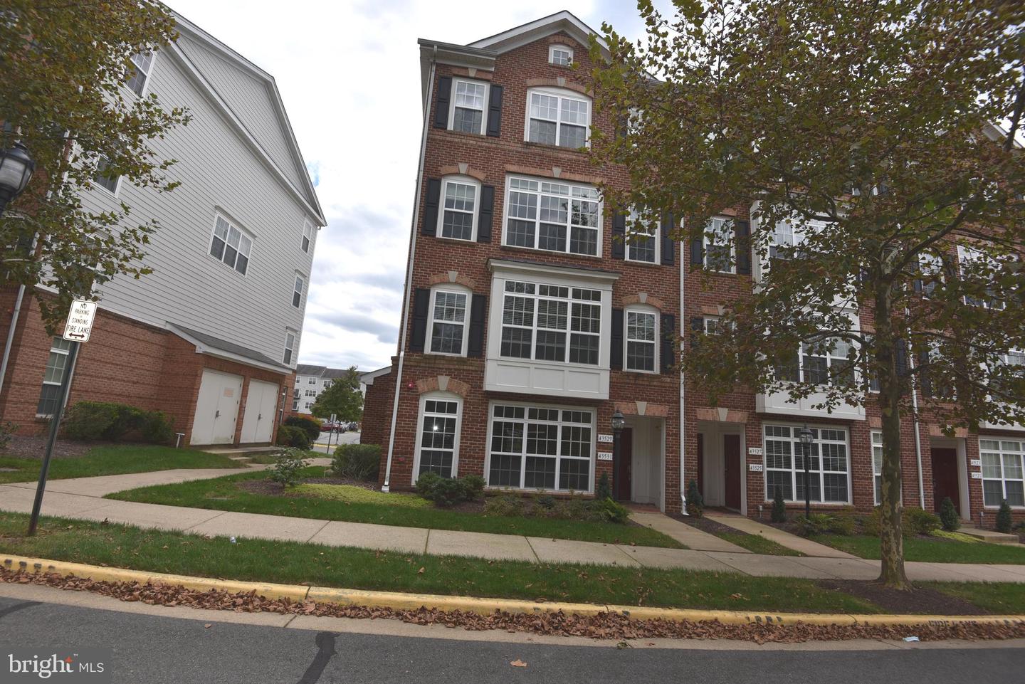 43531 Mahala Street, Leesburg