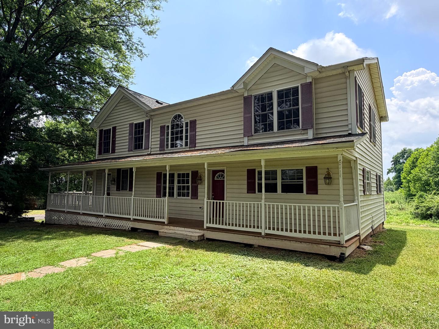 42277 Chestnut Hill Lane