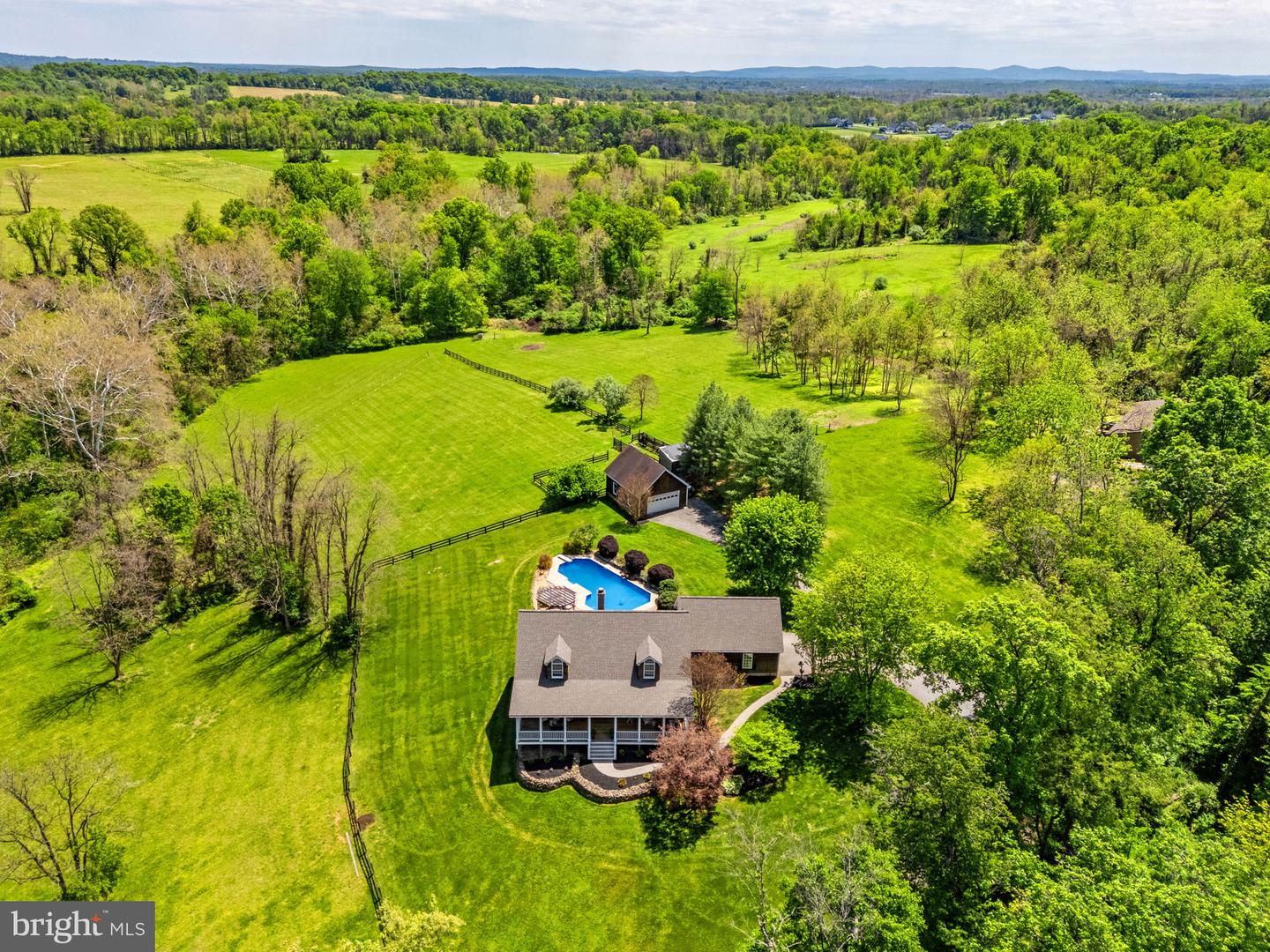 18660 And 18654 Airmont Road, Purcellville