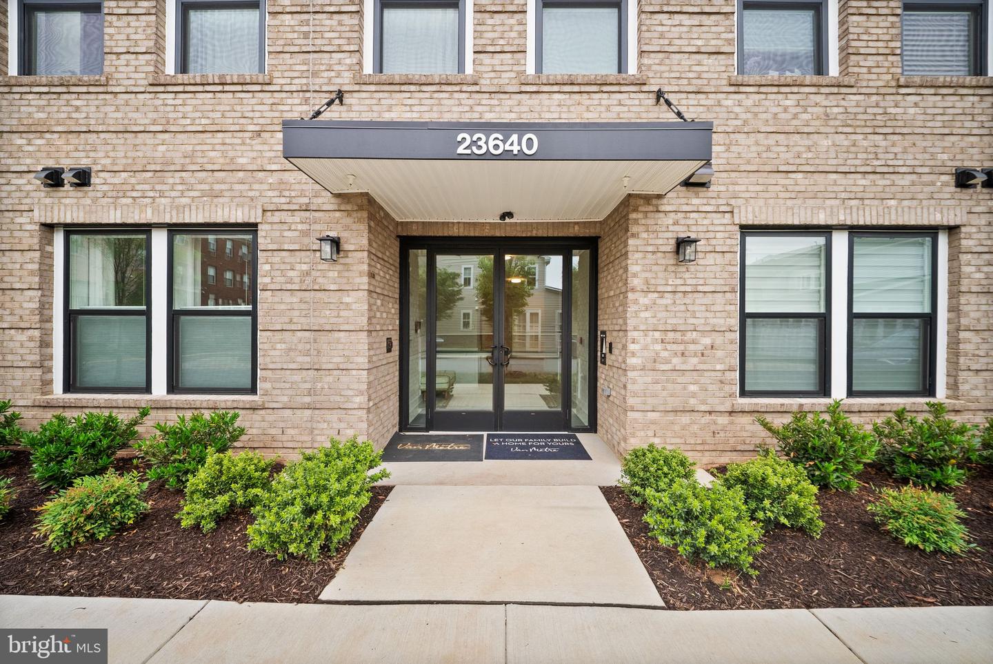 23640 Bolton Crescent Terrace #403