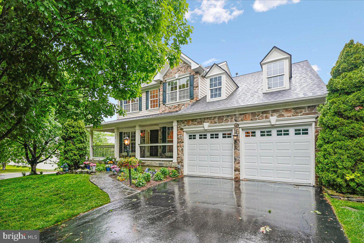 320 N Constitution Way, Purcellville
