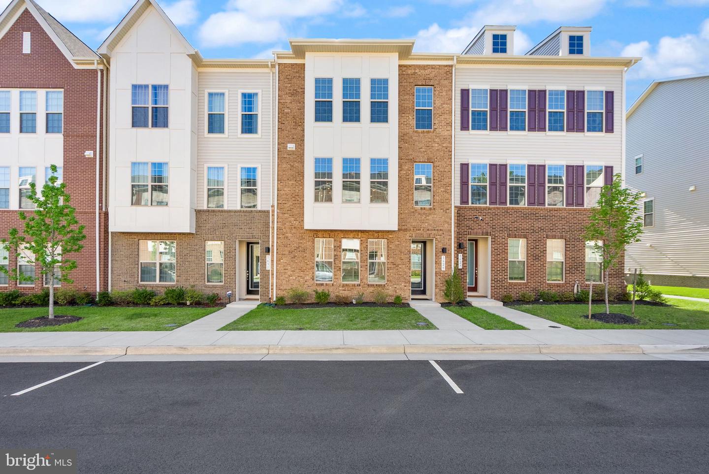 1629 Field Sparrow Terrace NE