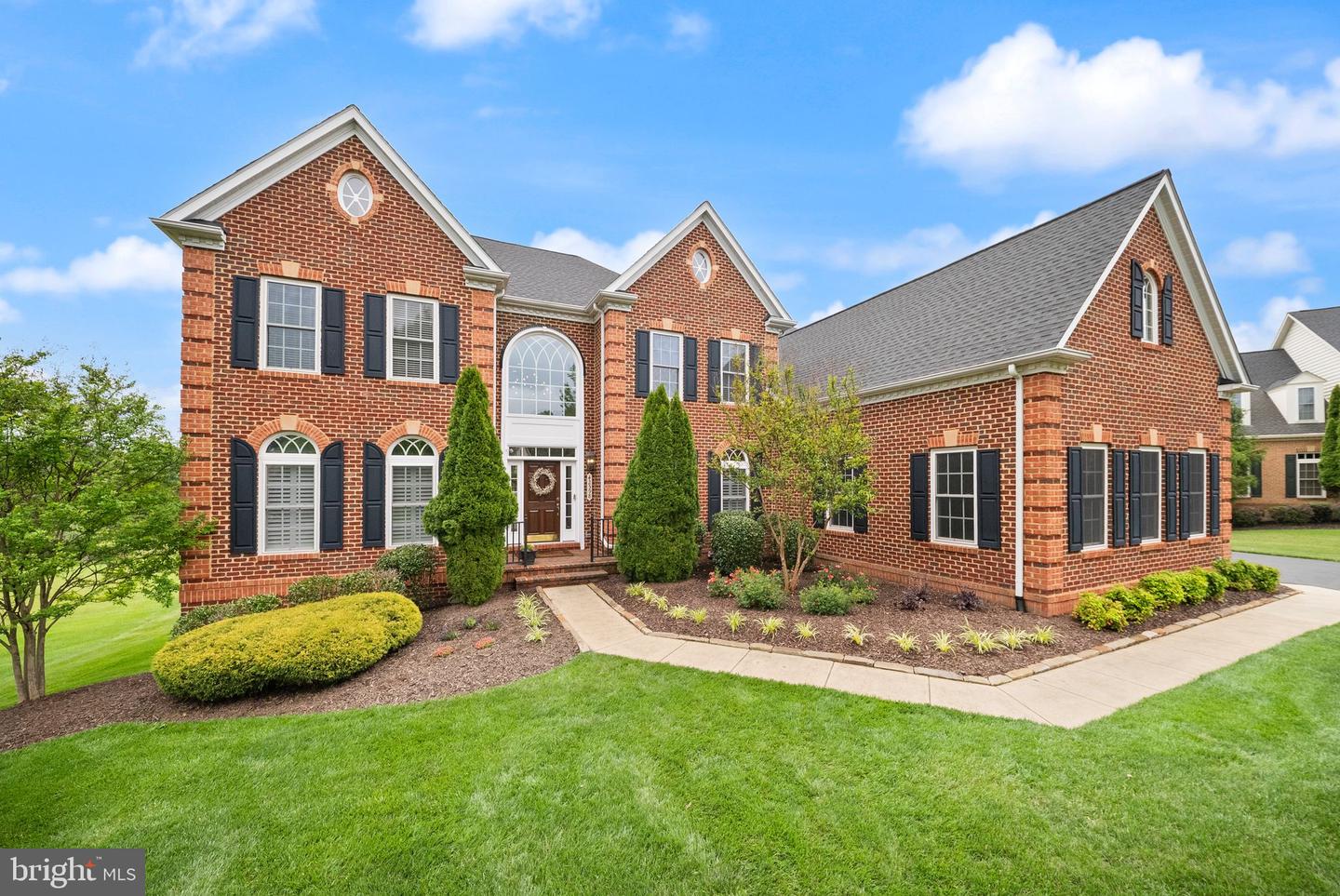 42598 Unbridleds Song Place, Chantilly