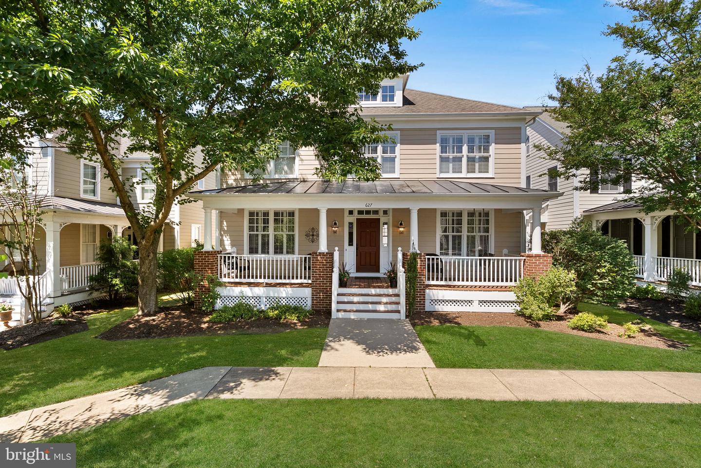 627 Kinvarra Place