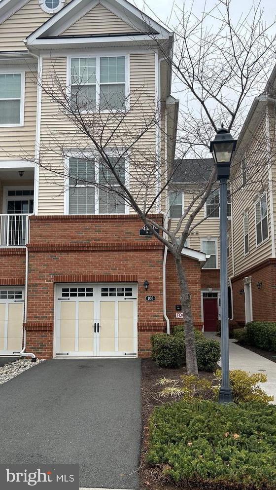 43031 Foxtrail Woods Terrace #106