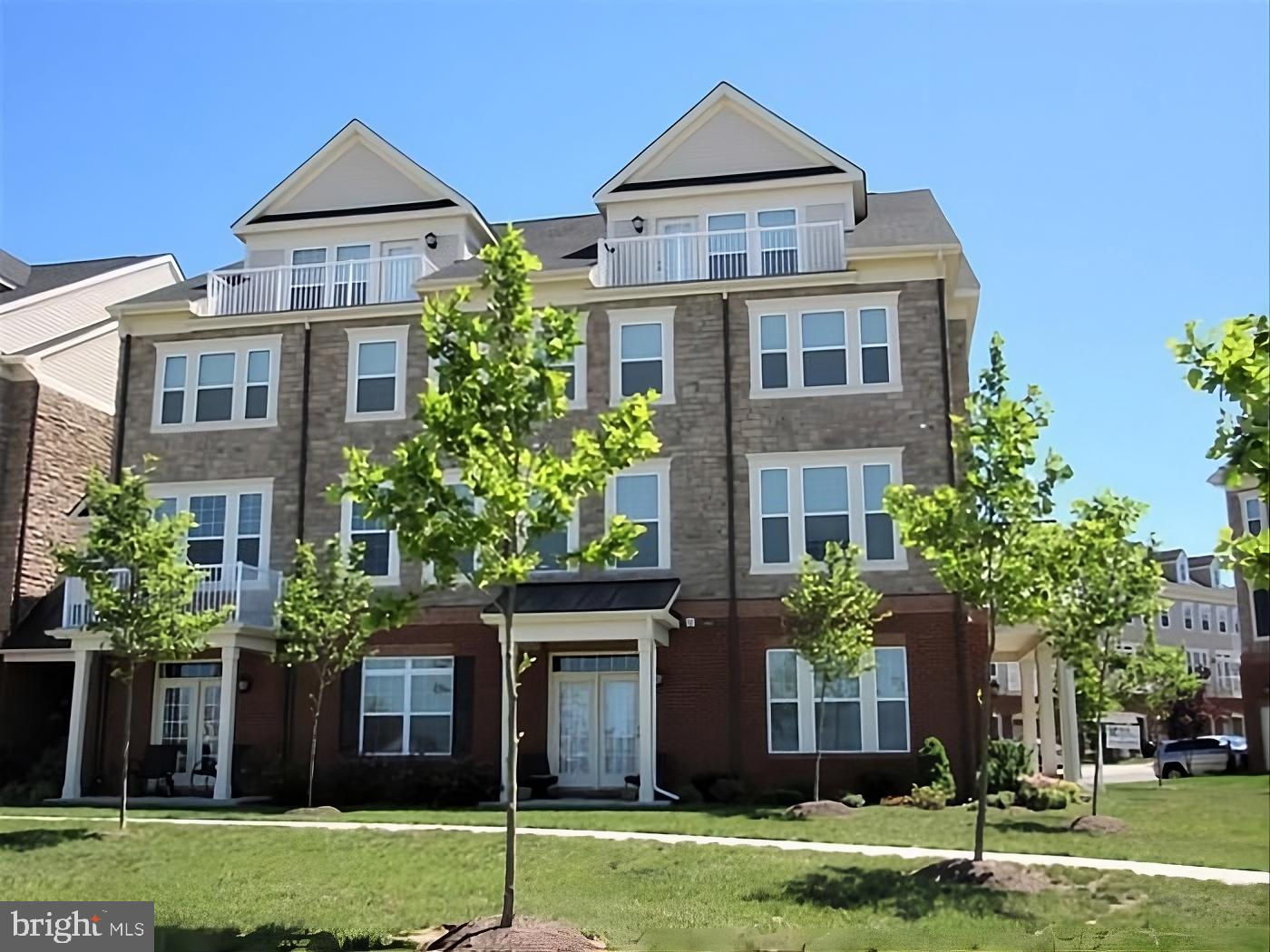 42581 Sunset Ridge Square