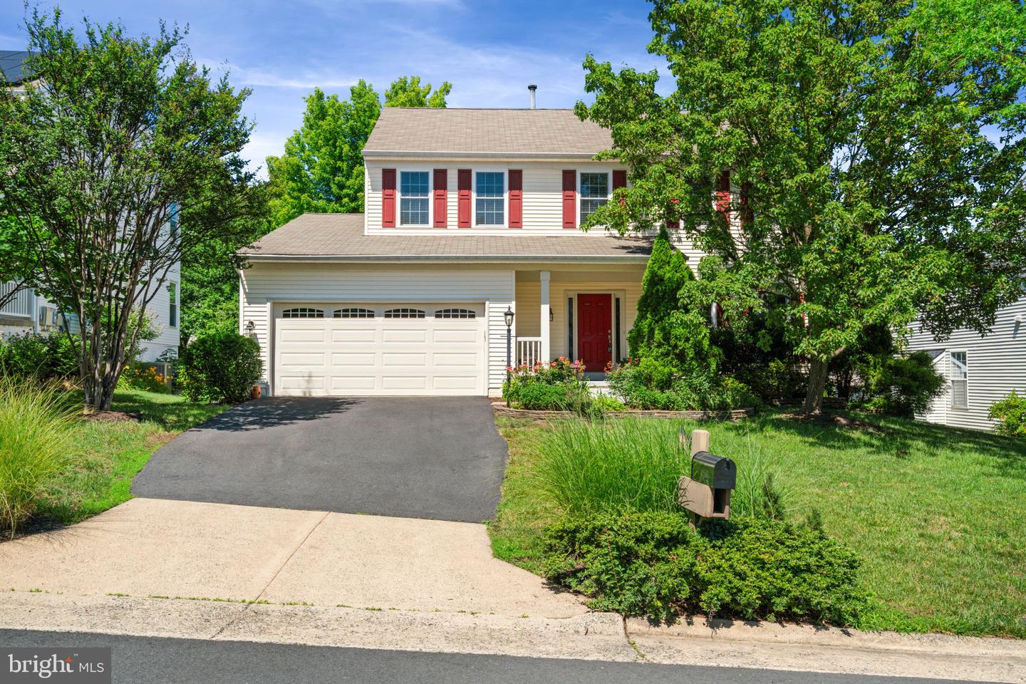42848 Crossbow Court