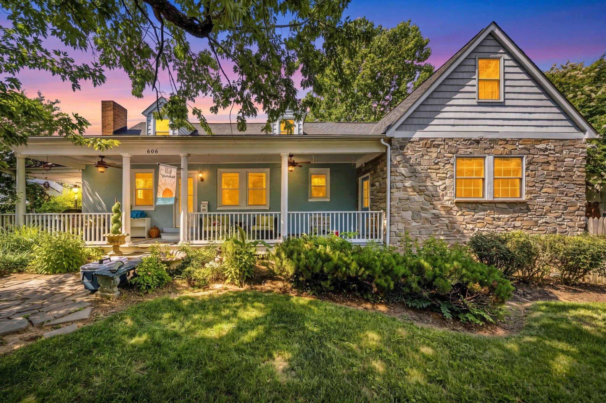 606 Edwards Ferry Road NE