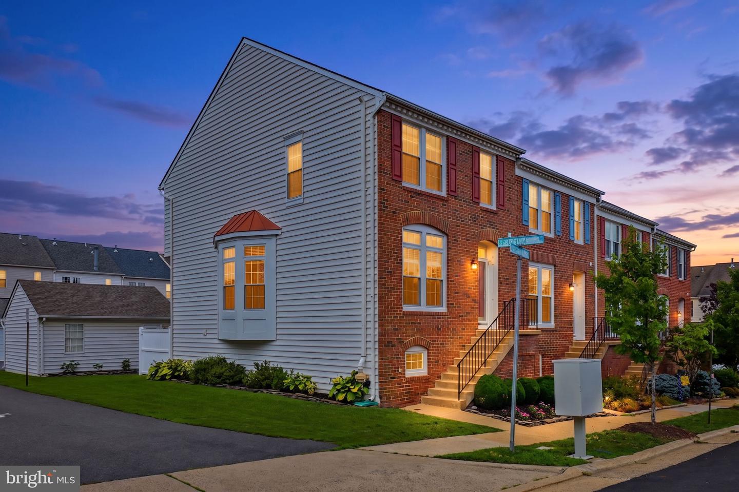 42918 Needham Way, Ashburn