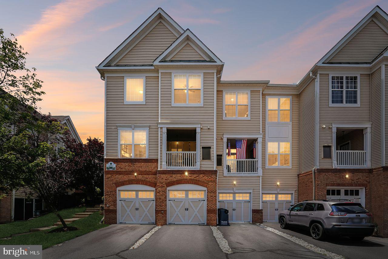 43905 Hickory Corner Terrace #103