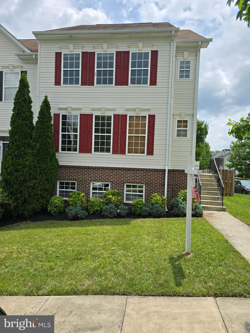 601 Burberry Terrace SE, Leesburg