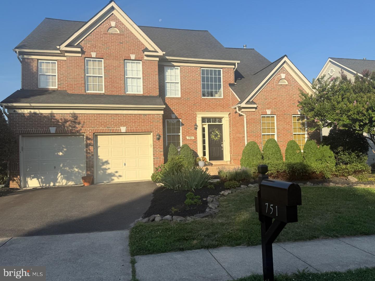 751 Bonnie Ridge Drive NE
