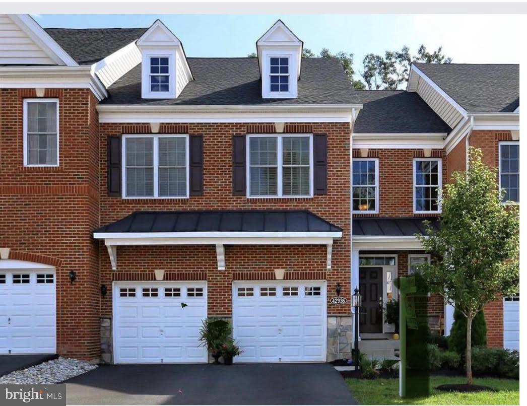 42936 Courtland Chase Square