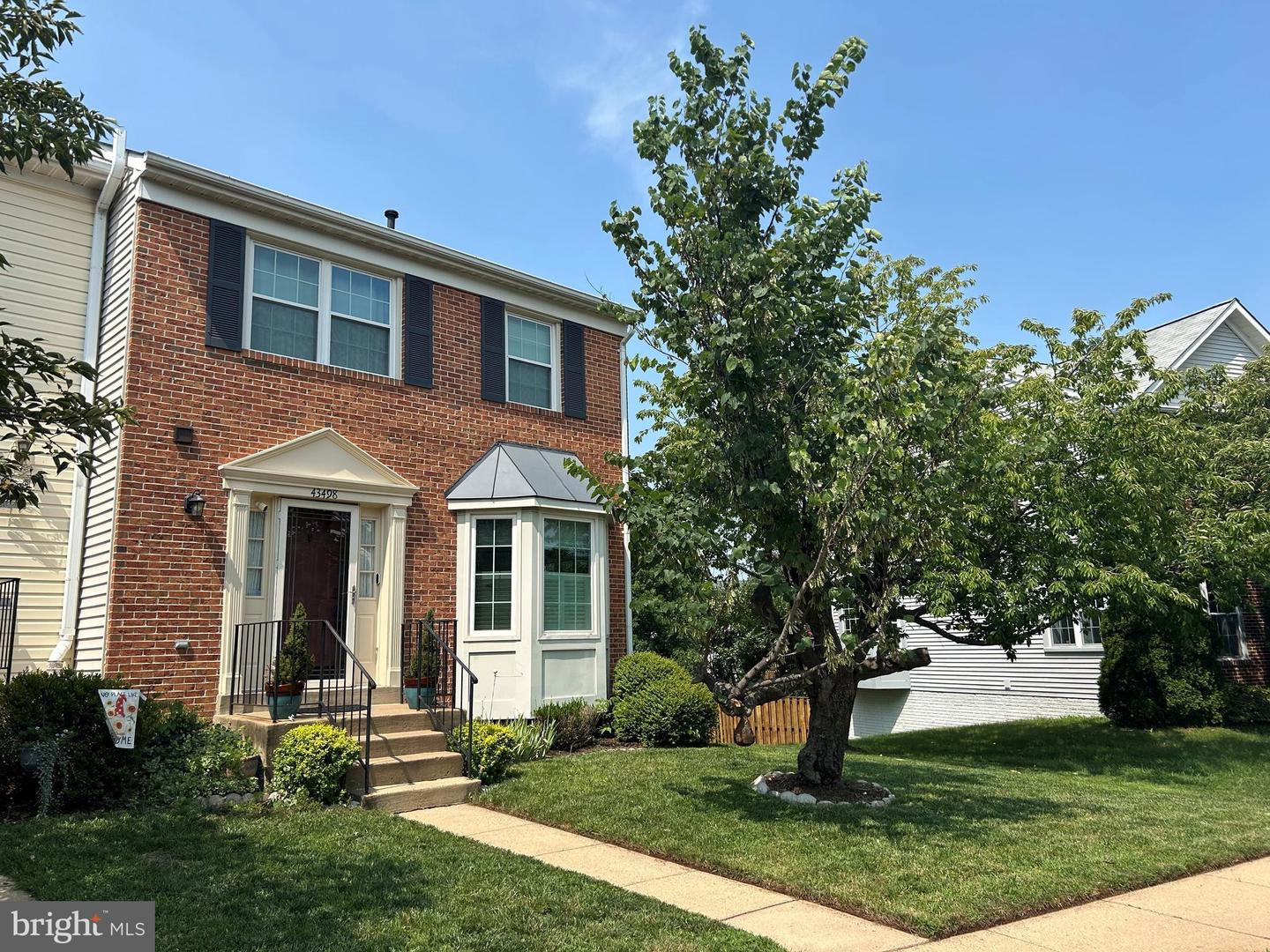 43498 Blacksmith Square