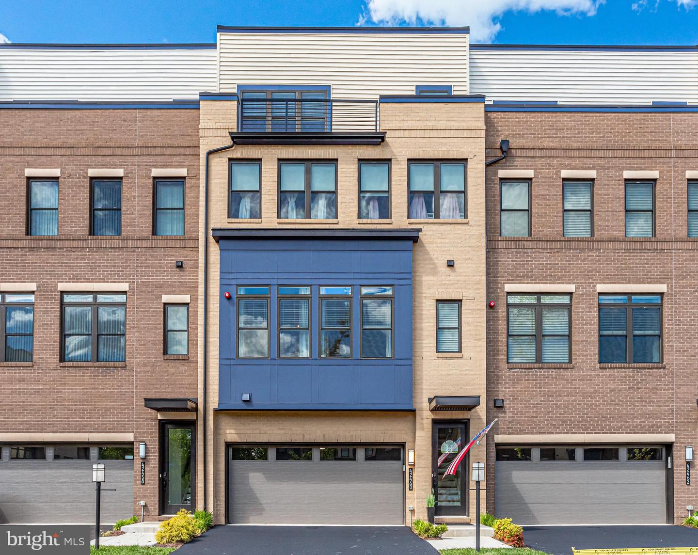 42460 Mildred Landing Square