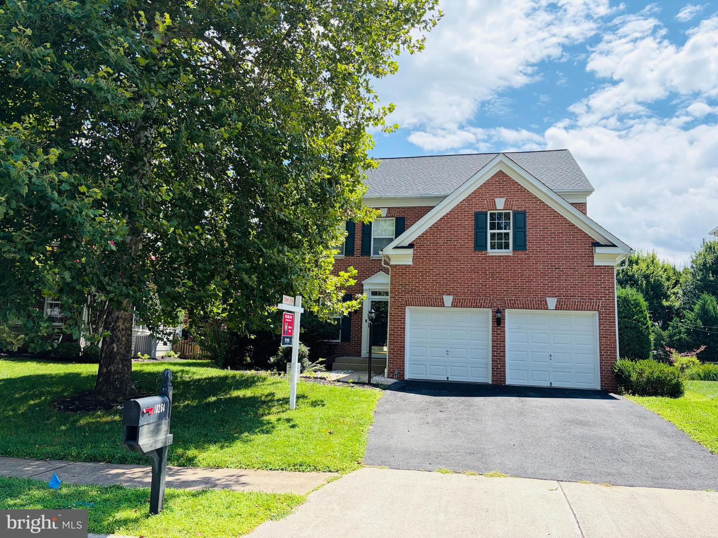 18264 Oak Lake Court