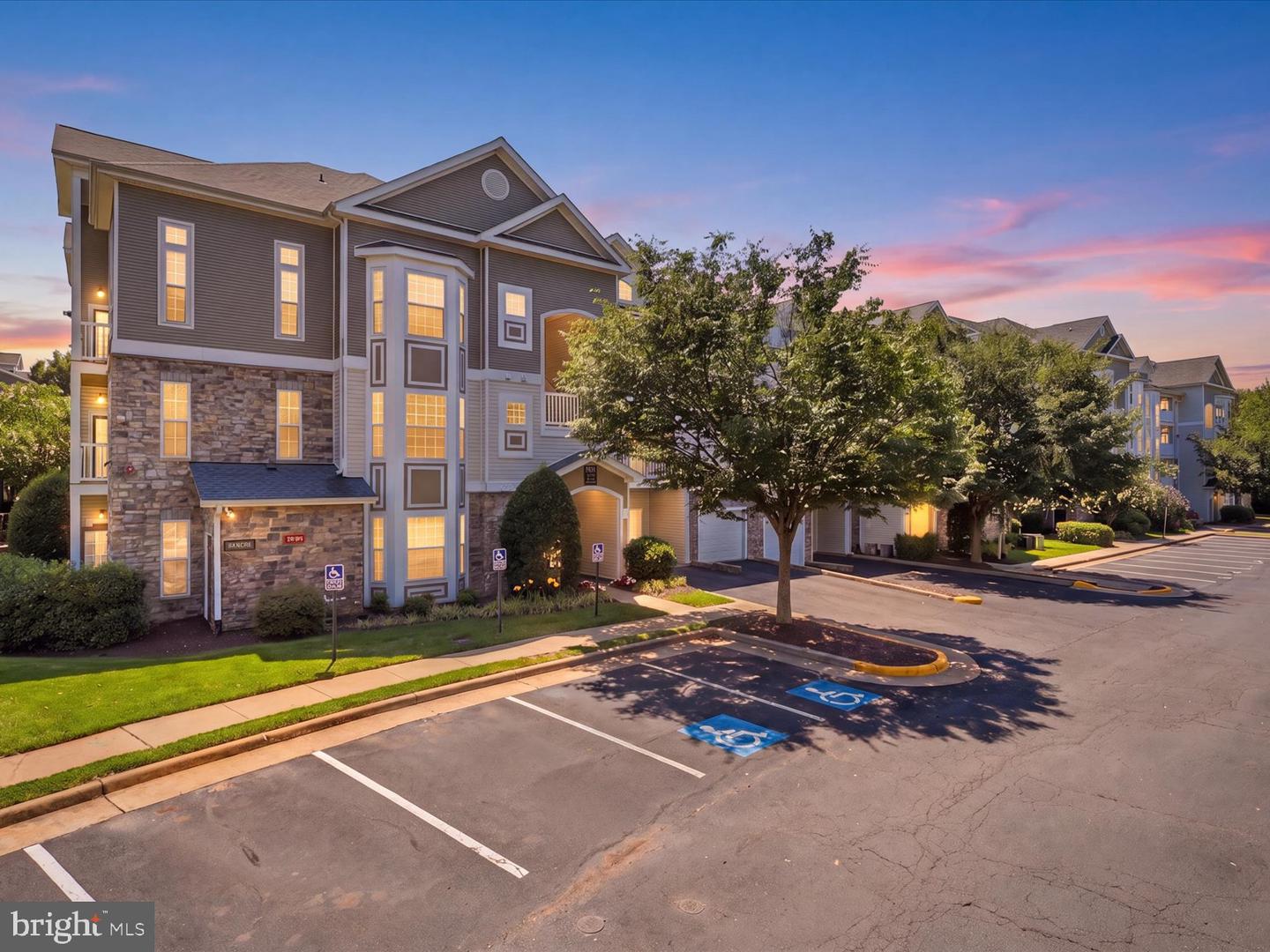 504 Sunset View Terrace SE #301