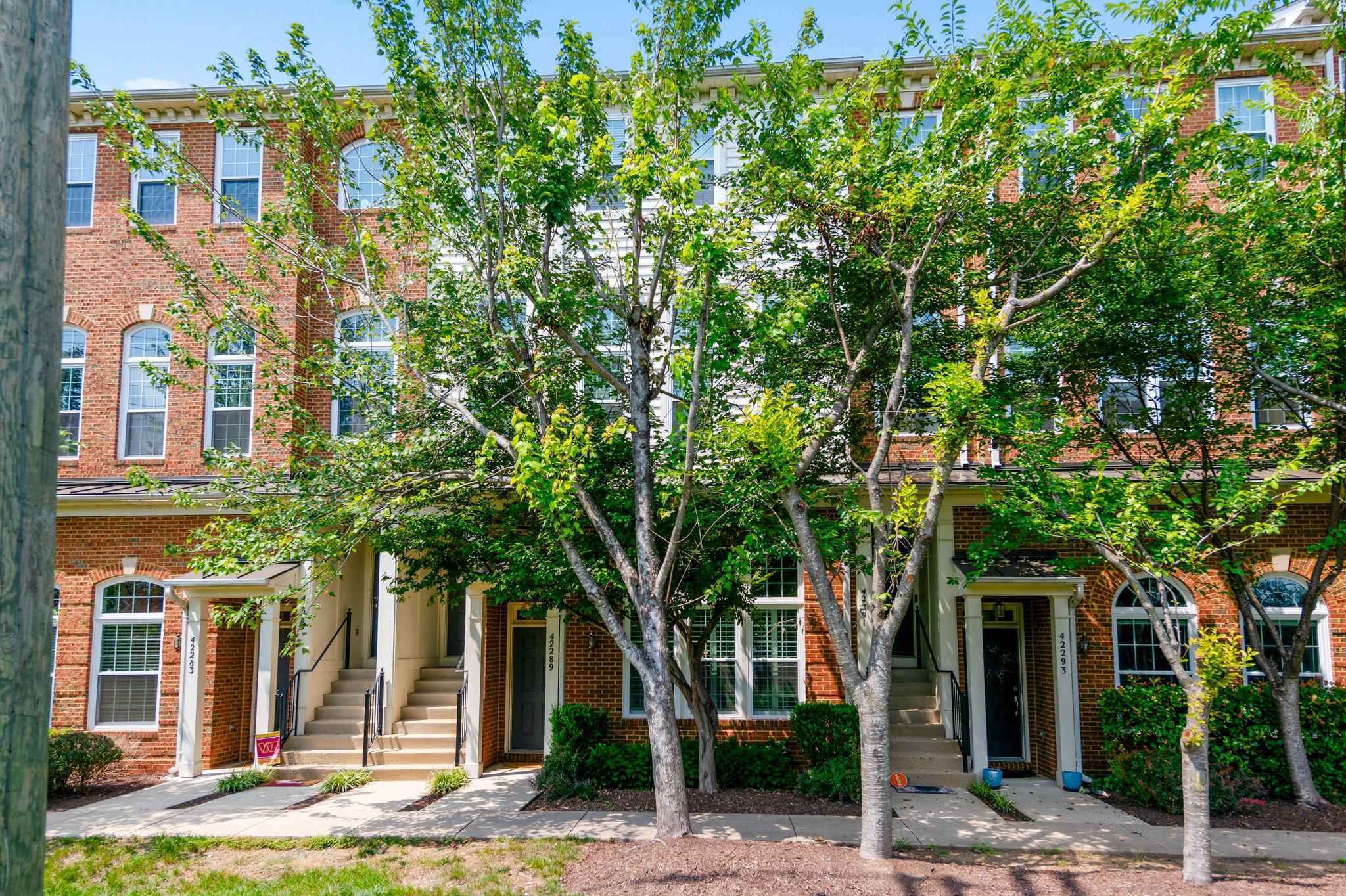 42289 Onyx Terrace