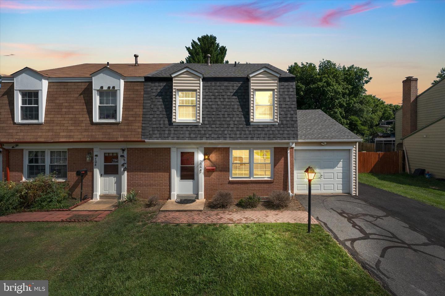 706 Edwards Ferry Road NE