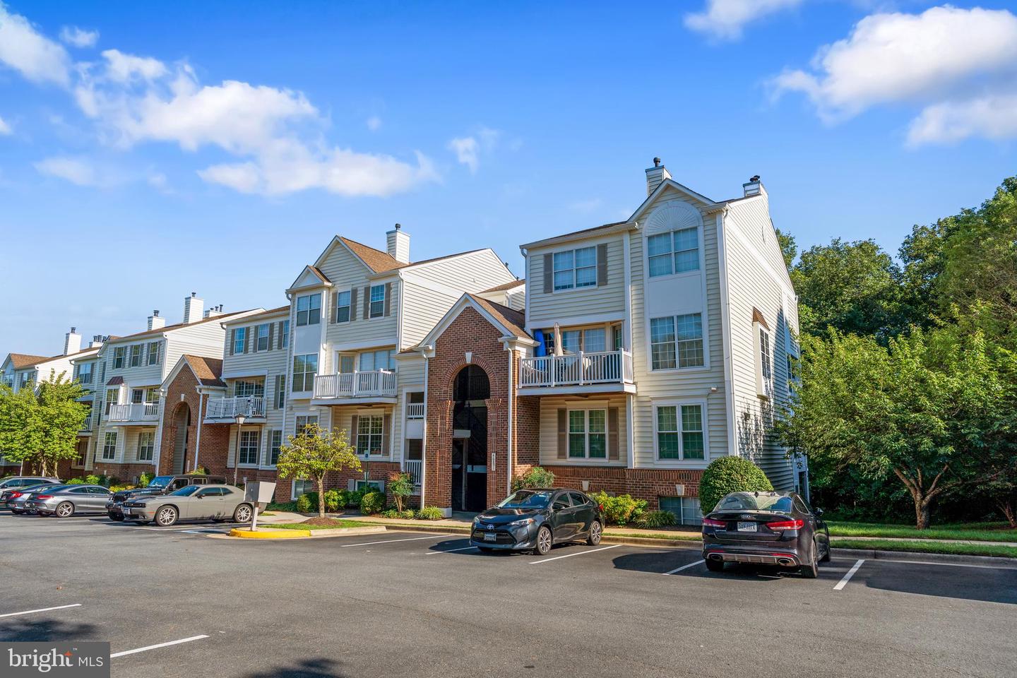 46891 Eaton Terrace #200