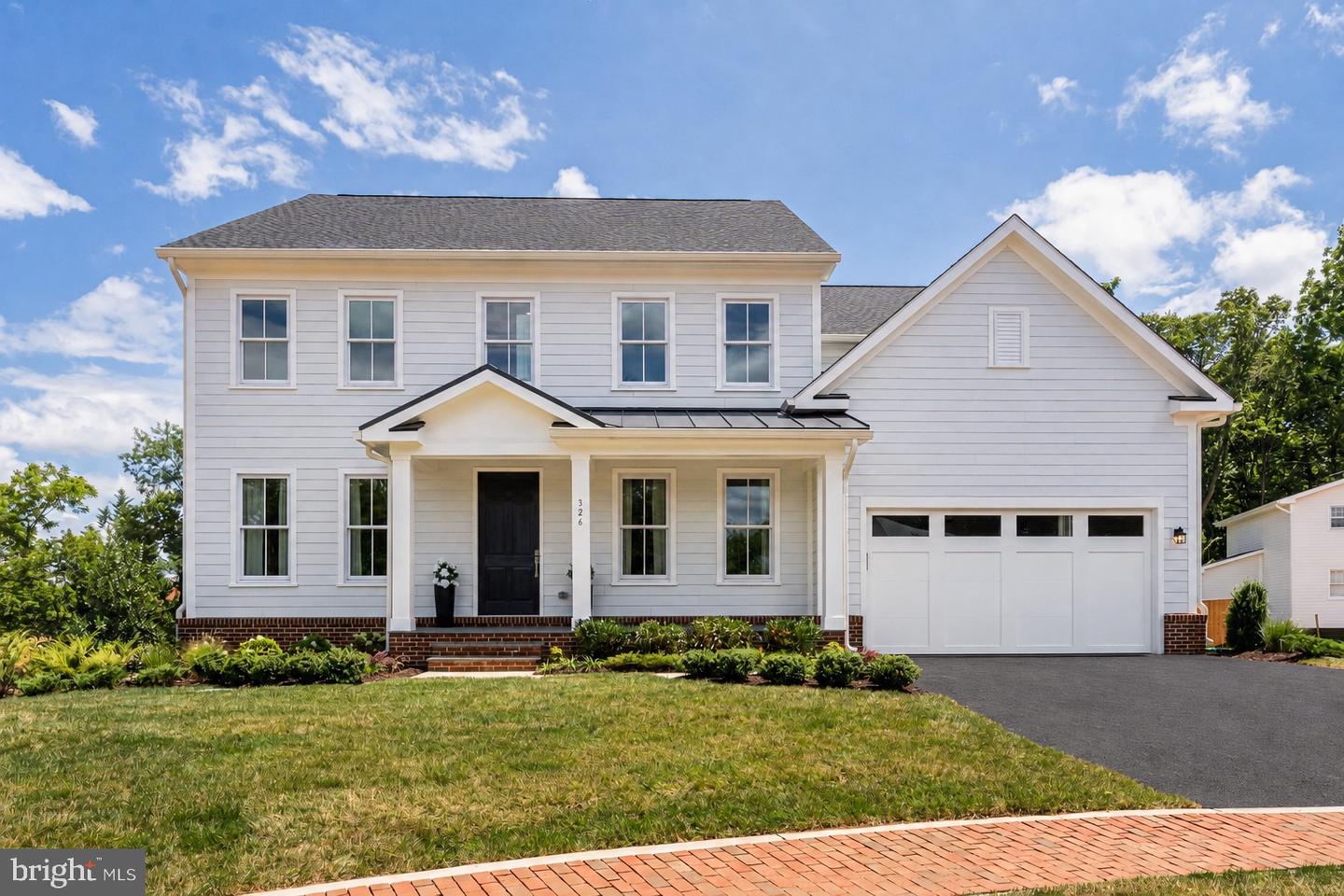 326 Runner Stone Court NW