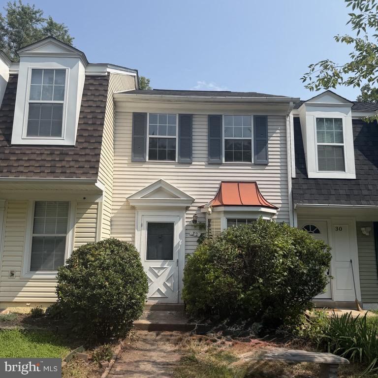 32 Palmer Court