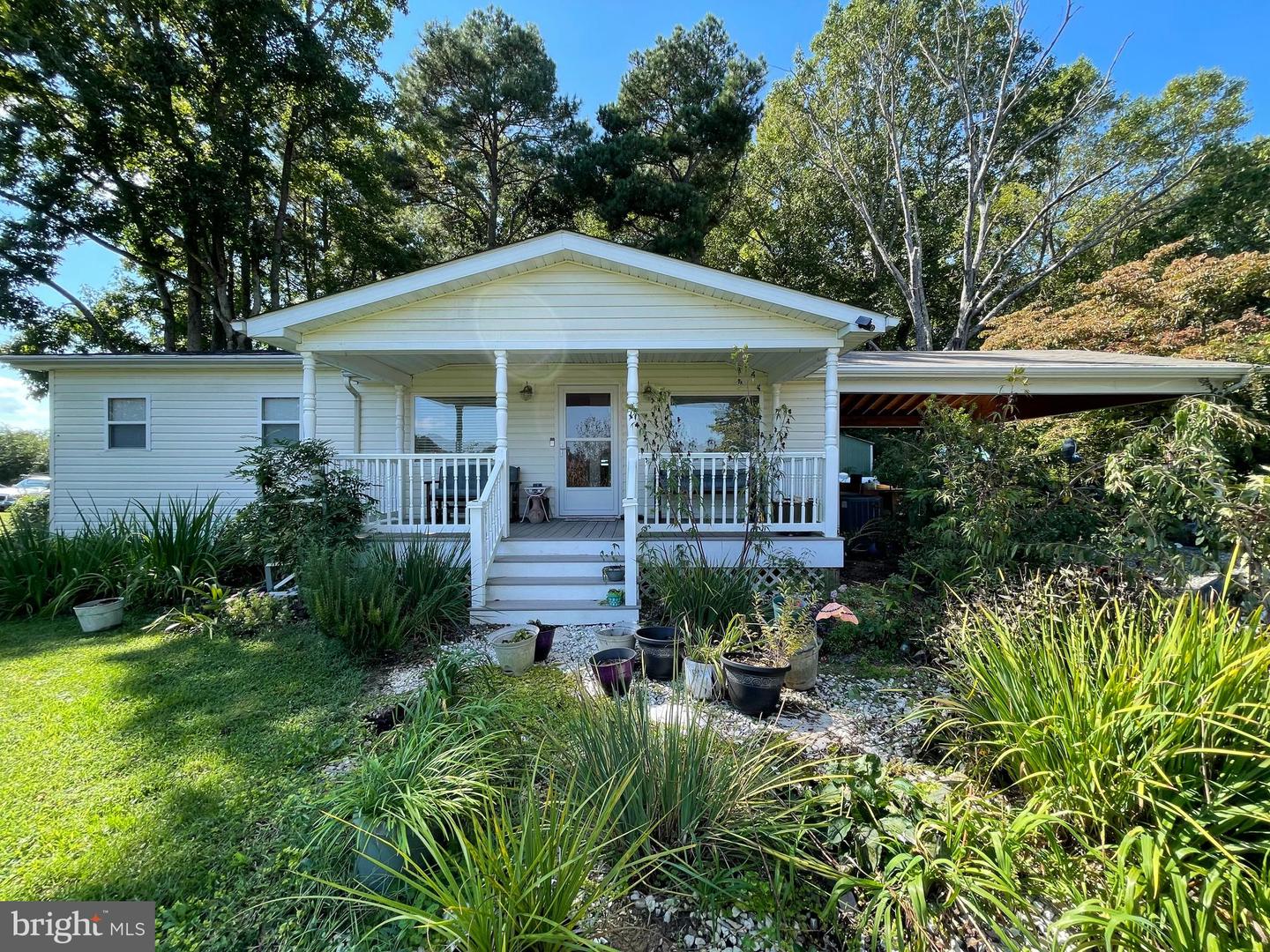 1170 Regina Road, Lancaster