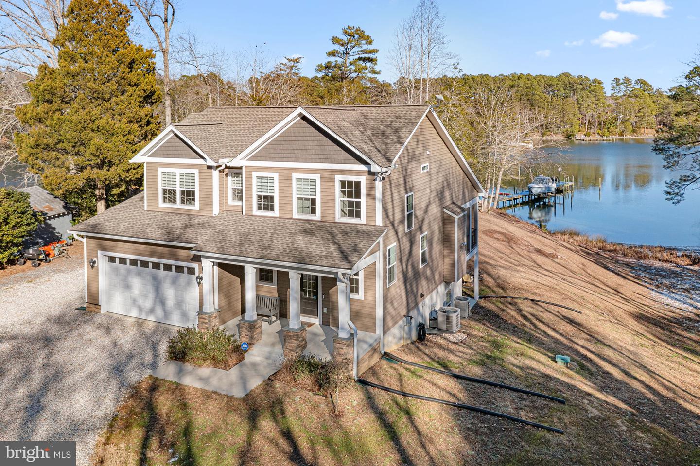 595 Lovers Lane, Lancaster