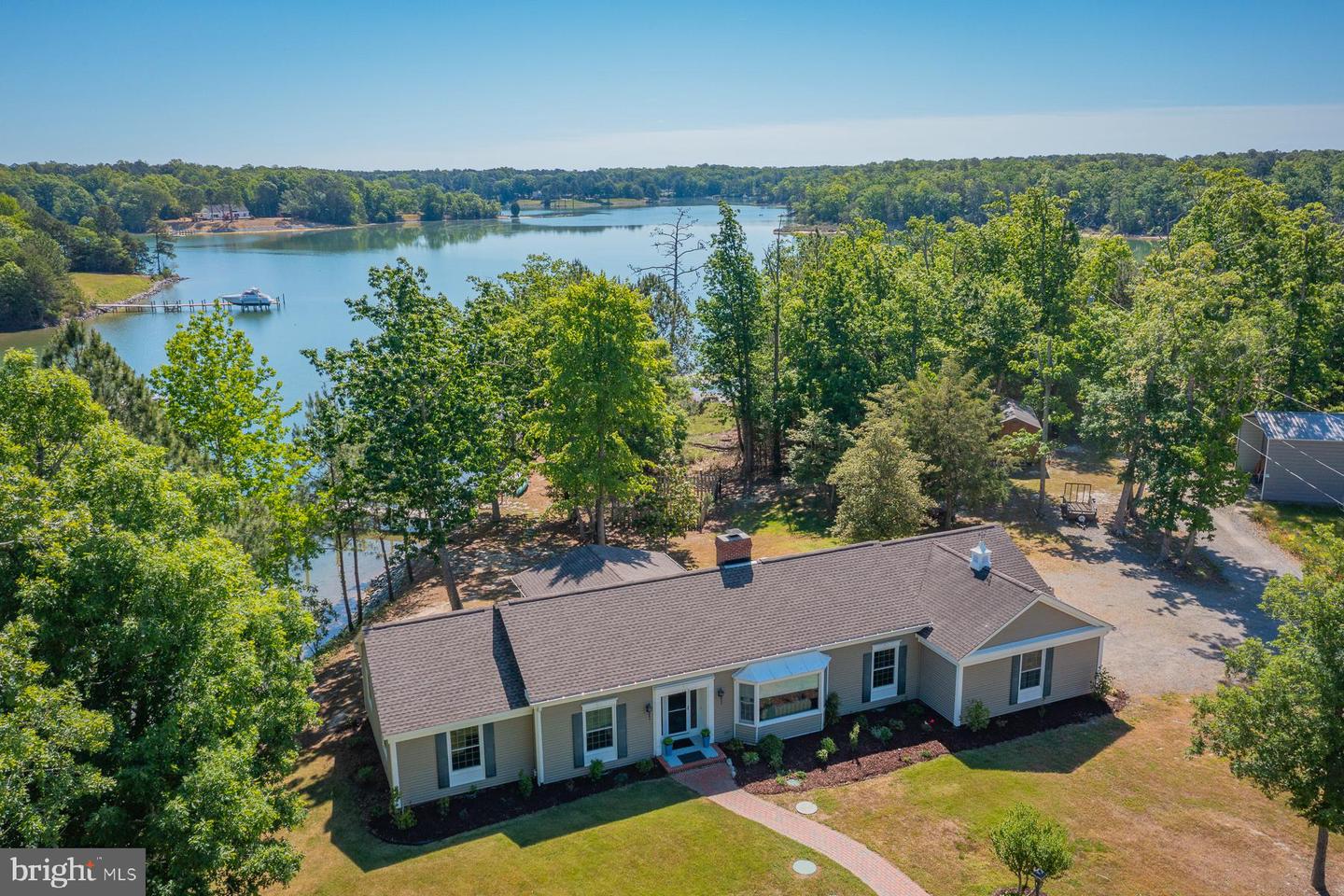 127 Tilden Ln
