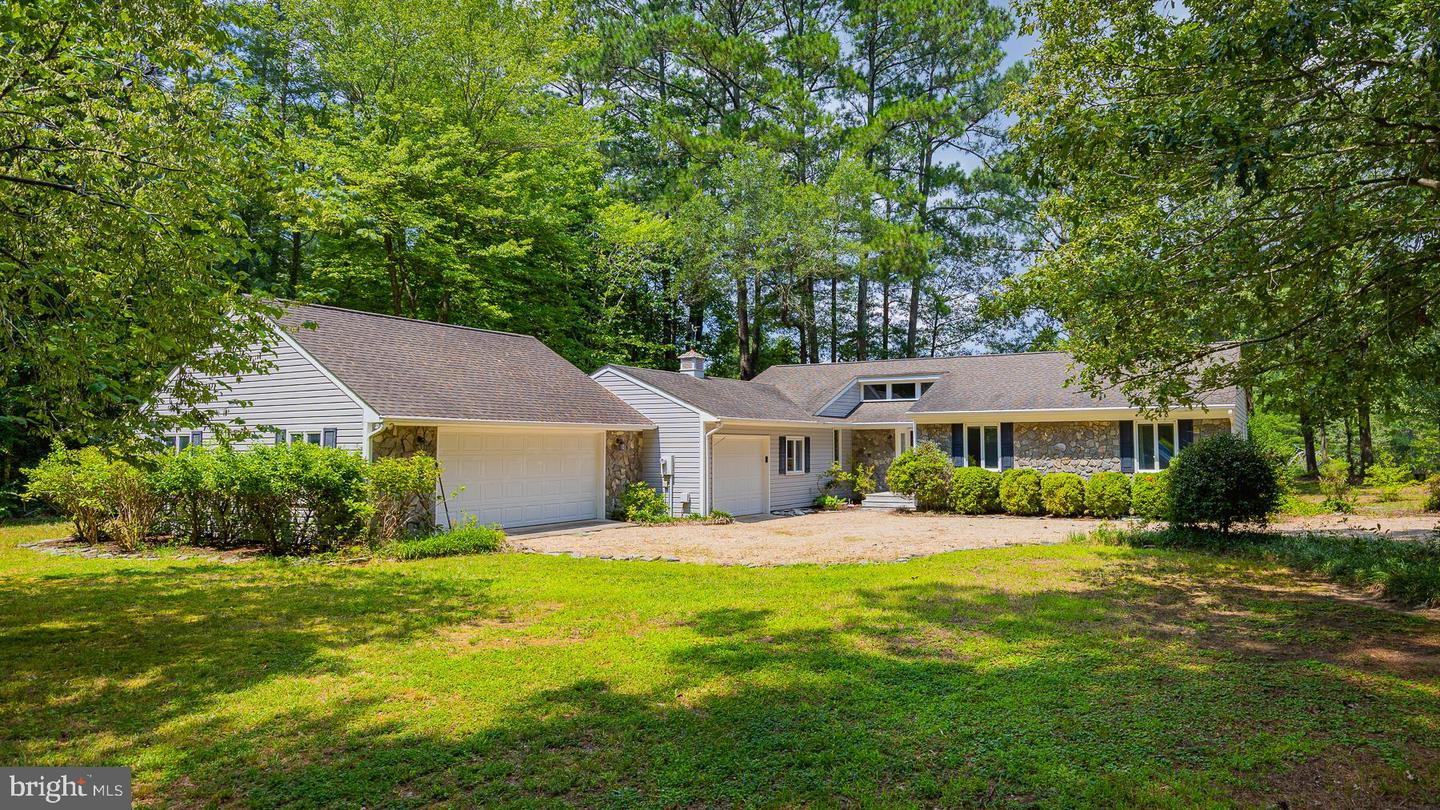 274 Robbins Lane