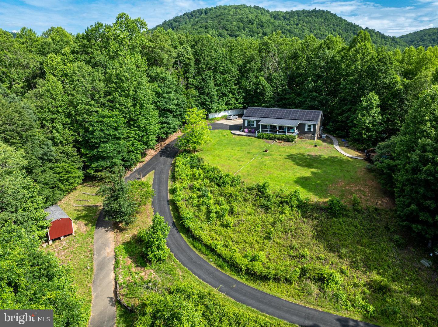 291 Courtney Hollow Road, Madison