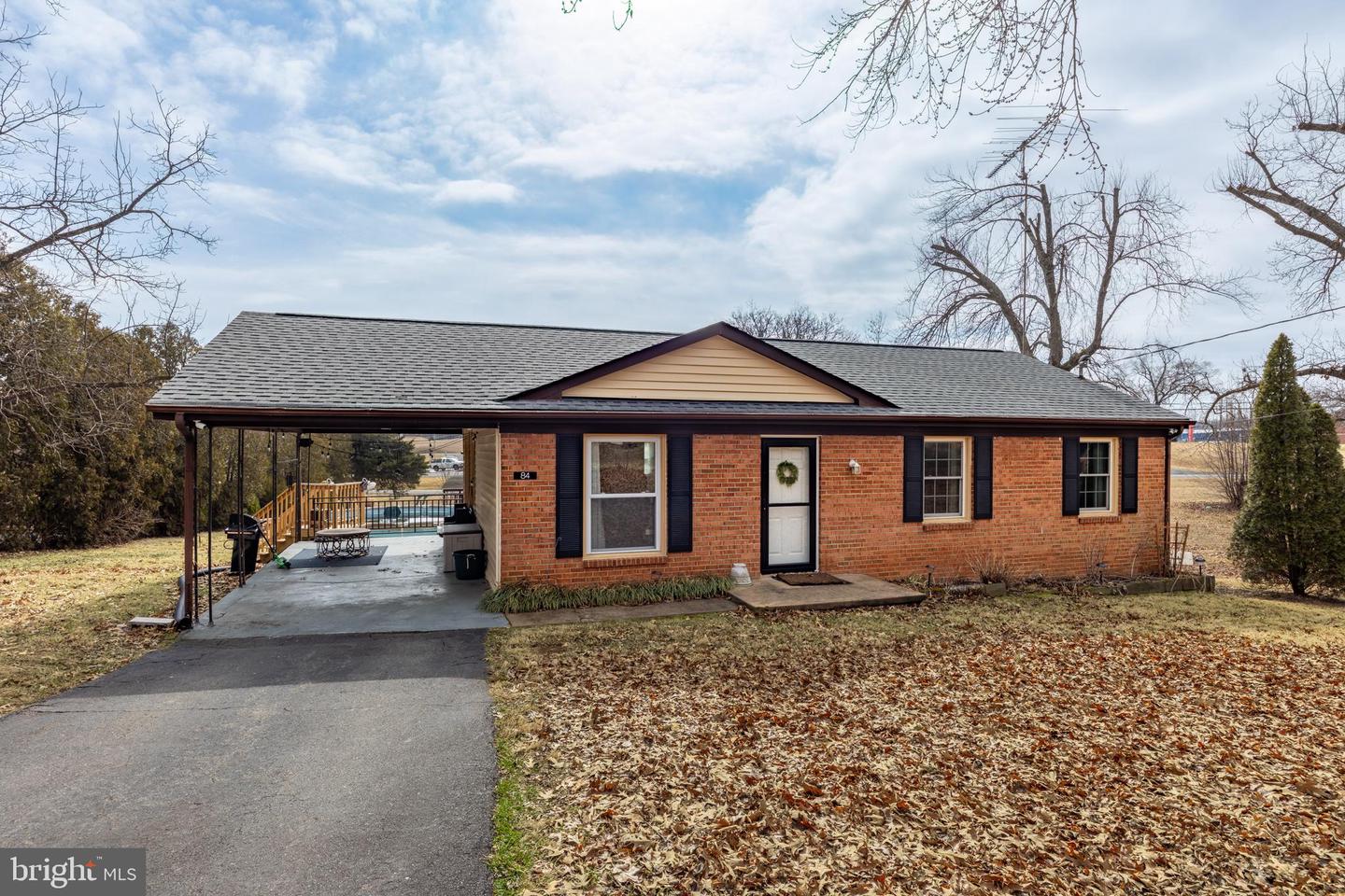 84 Clore Road, Madison