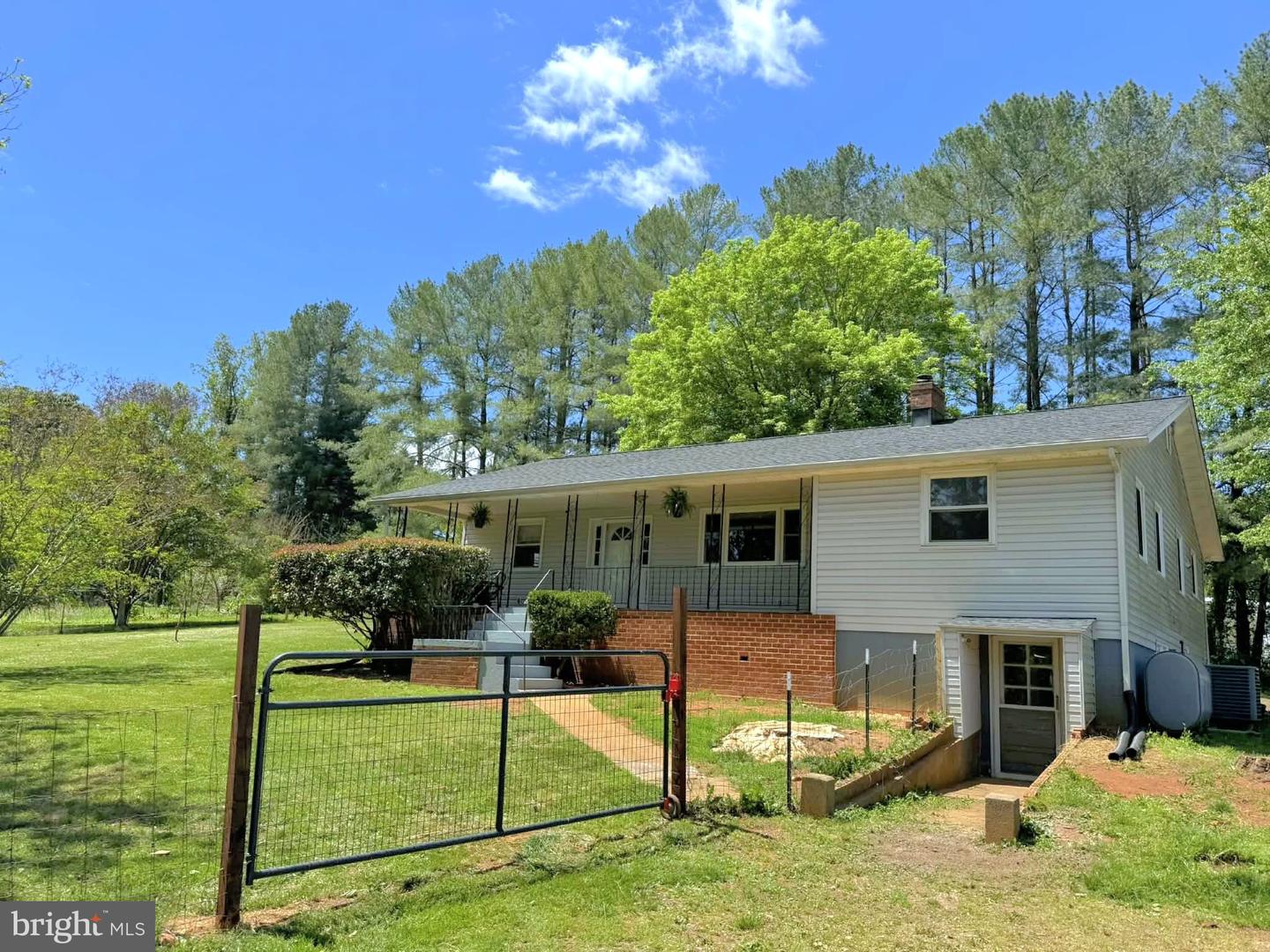 679 Resettlement, Madison