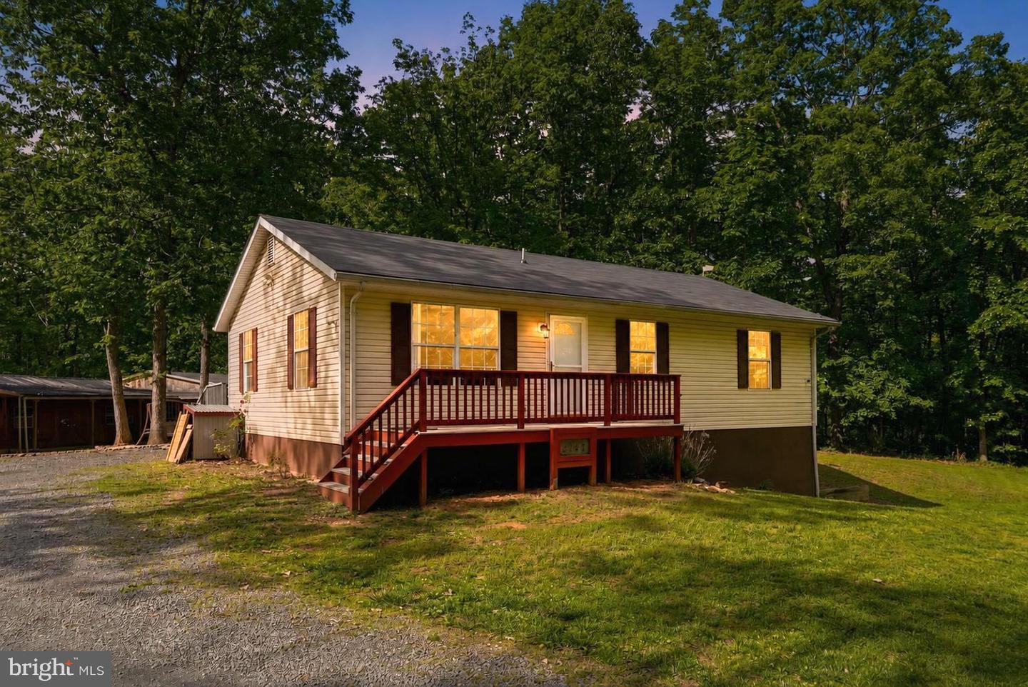 2747 Twymans Mill, Madison
