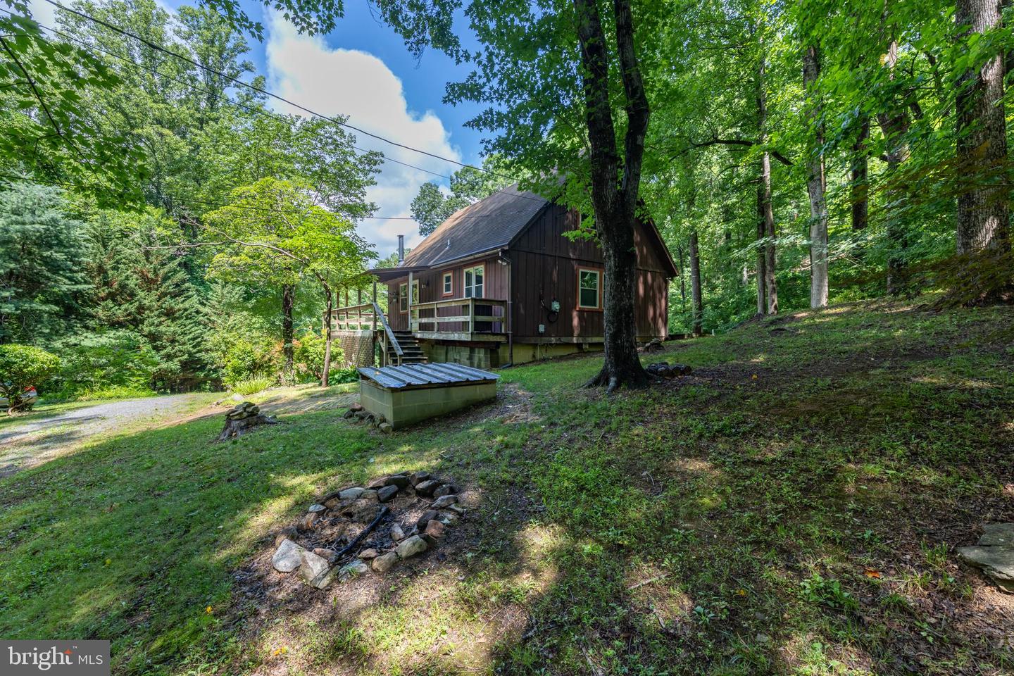 101 Middle River Ridge Road