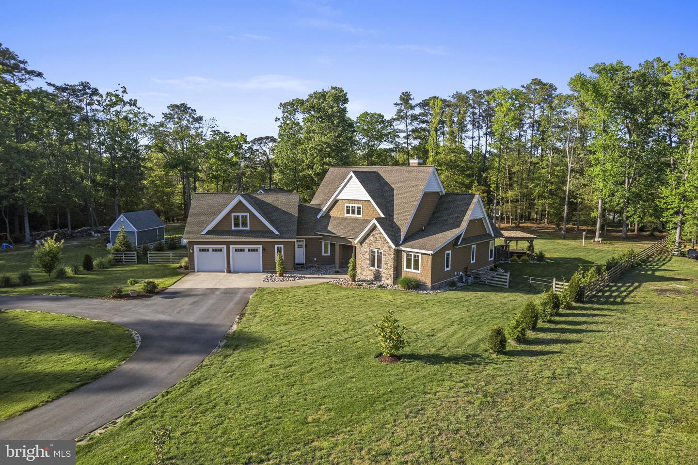 553 Waterfront Lane, Mathews