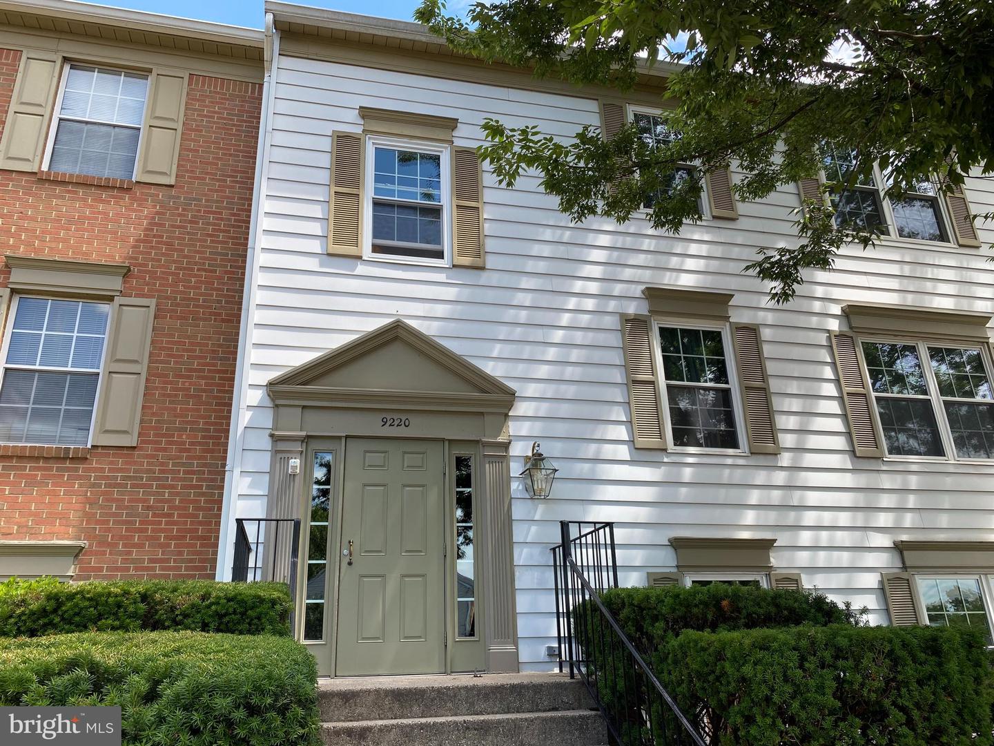 9220 Niki Pl #102, Manassas