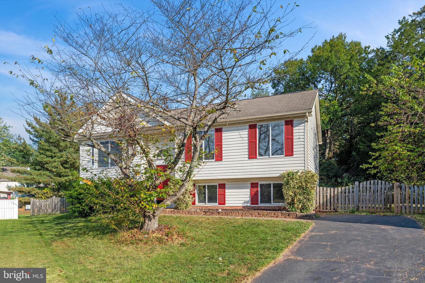 10285 Long Hill Court, Manassas