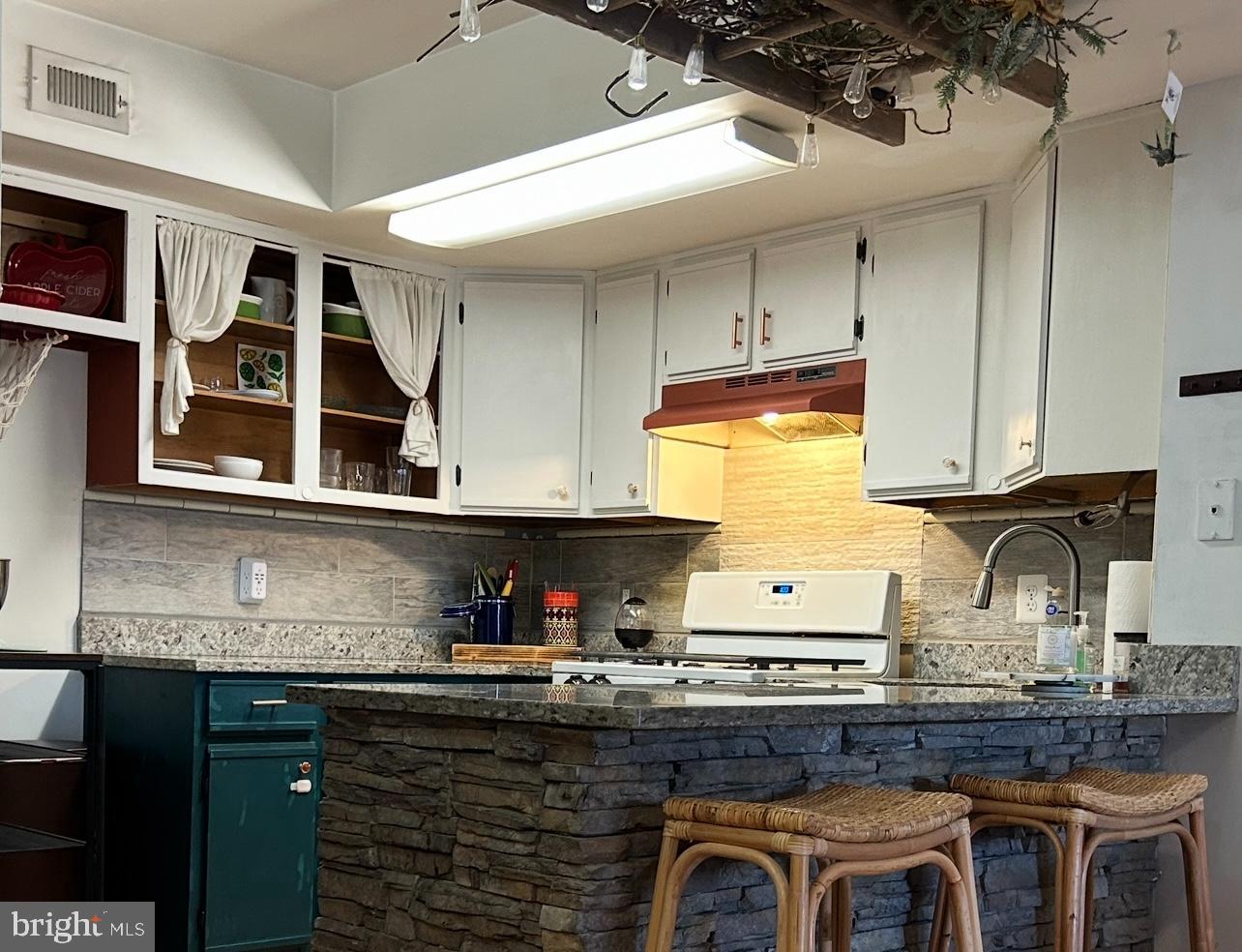 9200 Azure Court #201, Manassas