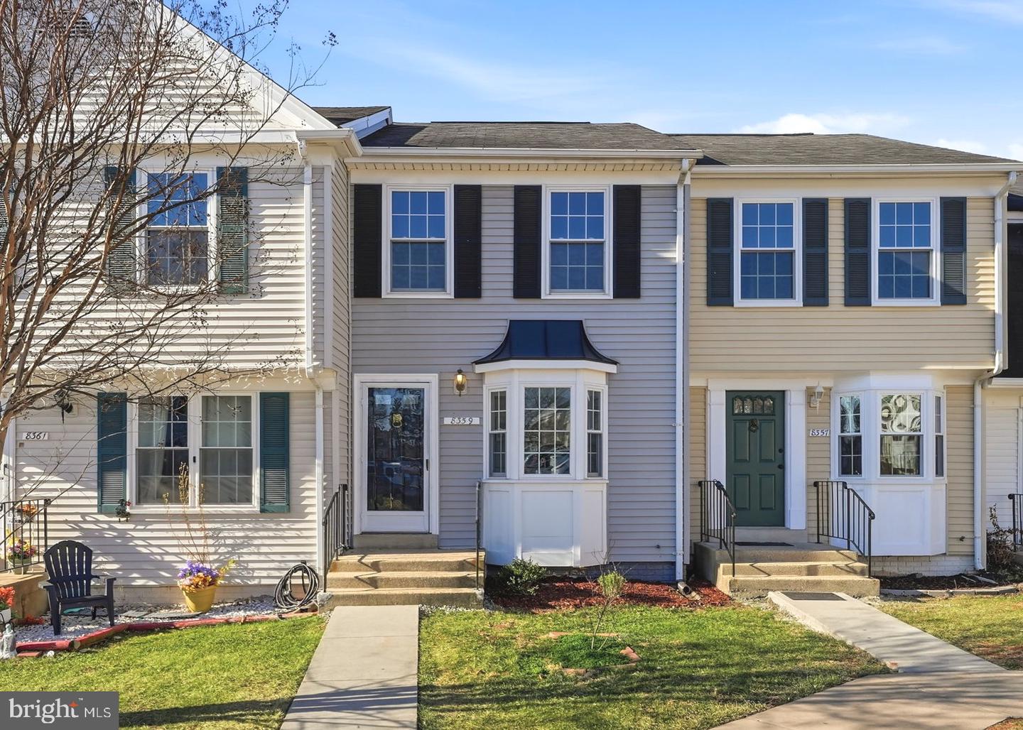 8359 Georgian Court, Manassas