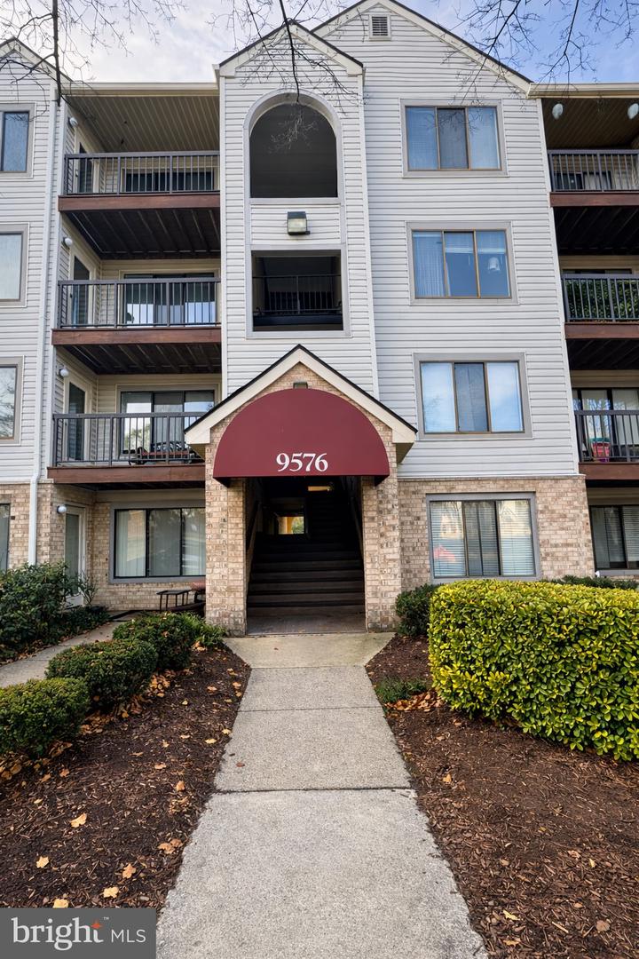 9576 Jayhawk Terrace #301, Manassas