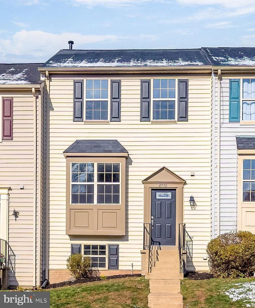 8770 Deblanc Place, Manassas